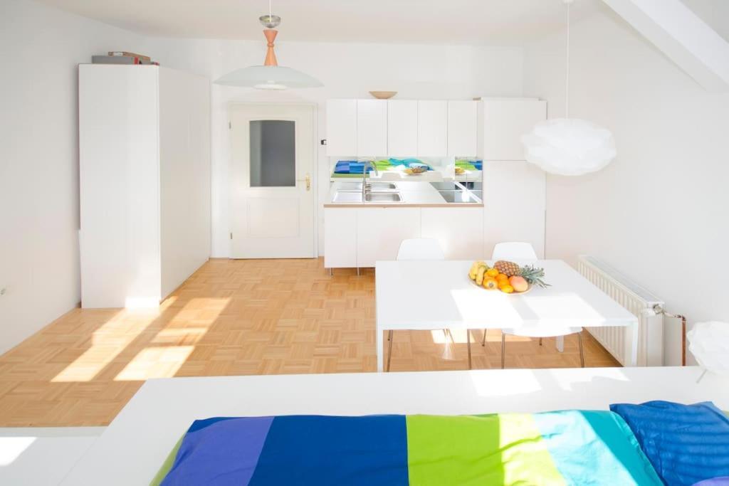 The Cute, Sunny Apartment In The Center +P Ljubljana Ngoại thất bức ảnh