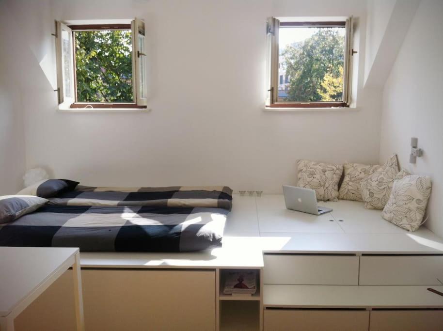 The Cute, Sunny Apartment In The Center +P Ljubljana Ngoại thất bức ảnh
