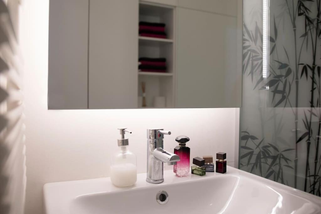 The Cute, Sunny Apartment In The Center +P Ljubljana Ngoại thất bức ảnh